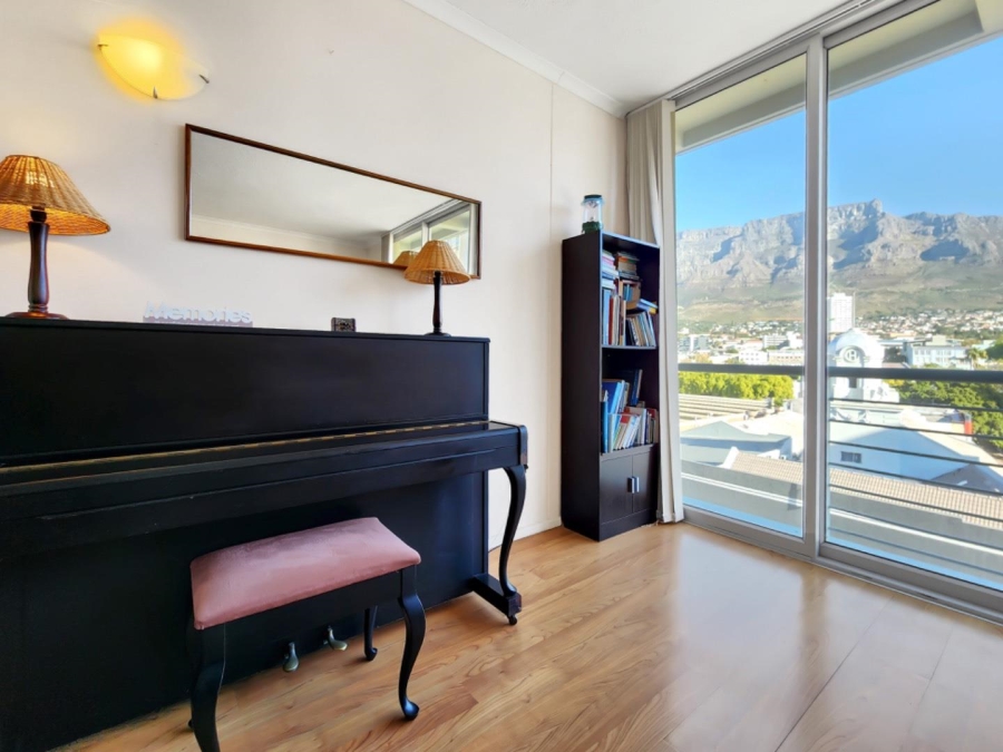1 Bedroom Property for Sale in Cape Town City Centre Western Cape
